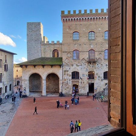 Sangi Studio Apartment - With Amazing View Of The Duomo San Gimignano Exterior photo
